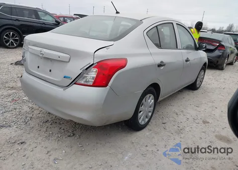 2014 Nissan Versa 1.6 S z USA, uszkodzony, nr VIN 3N1CN7AP1EL855774